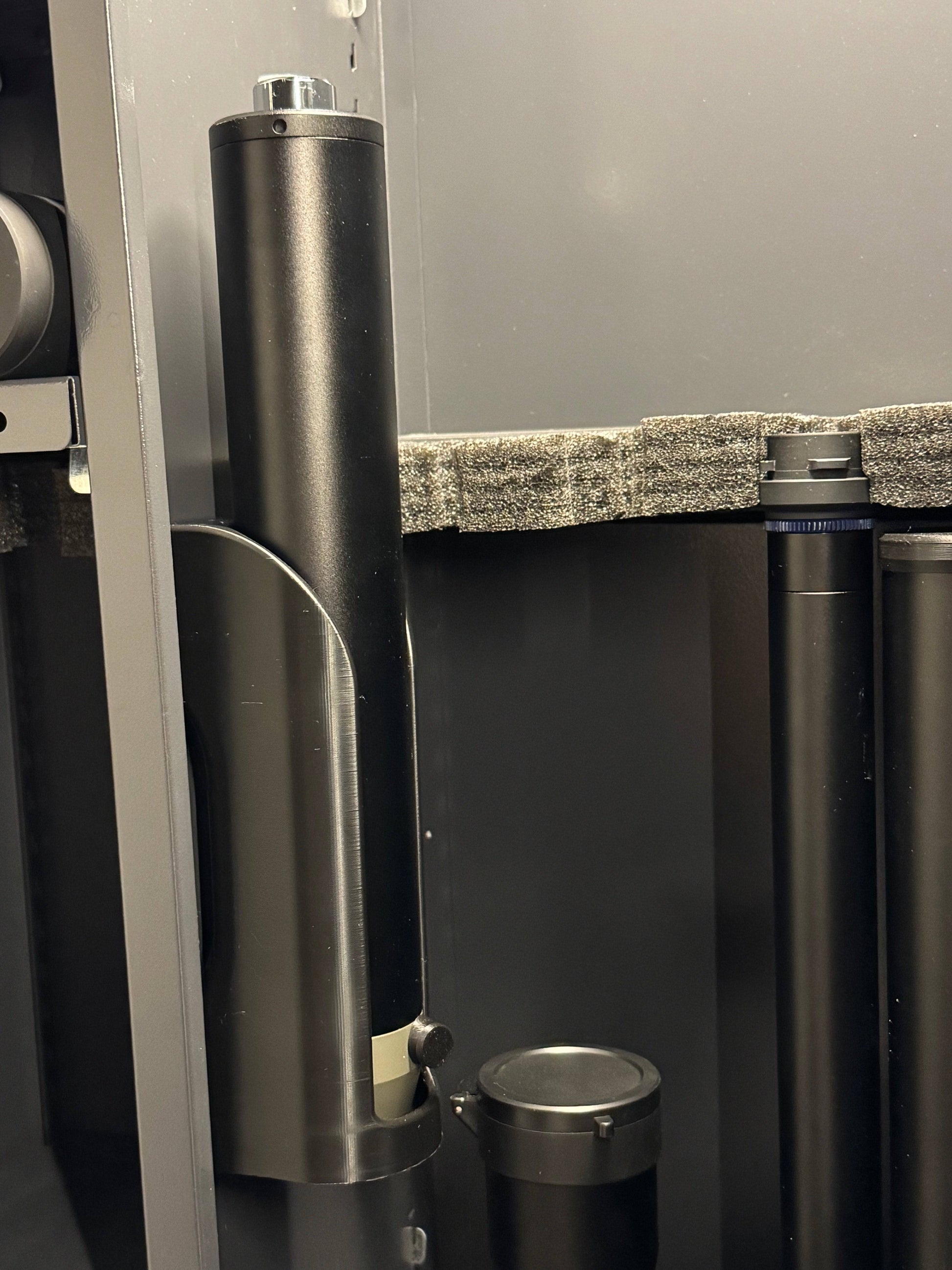 Filamelt Magnethalter für AEA HP Max Ersatztank – bis Ø56 mm / Drucklufttank - 3D-Druck aus dem Westerwald
